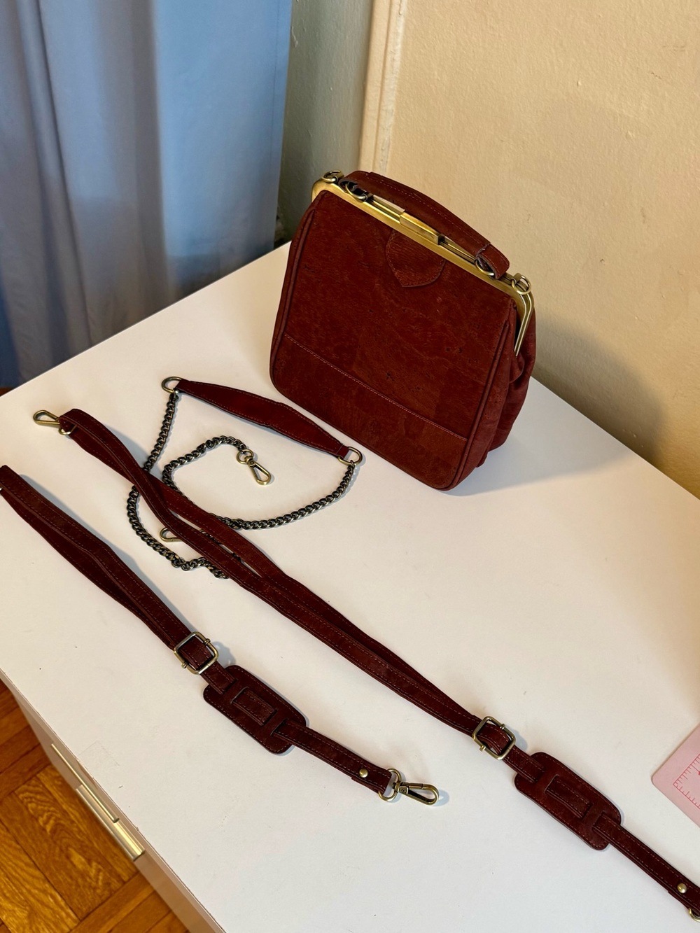 ✨ Laflore Paris Bebebark Convertible Bag ✨ - Picture 9 of 10